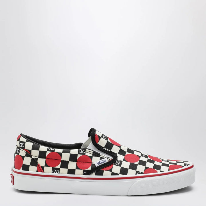 Valentino Garavani X Vans - Slip-On Sneakers black/red with VLogo Checkerboard print and polka-dot detail