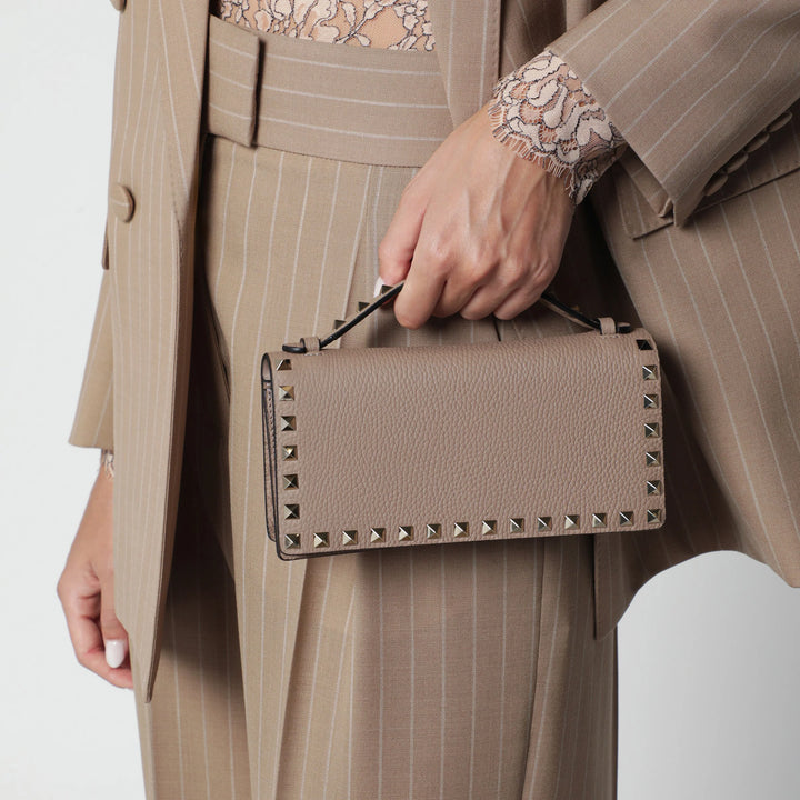Valentino Garavani - Rockstud pink powder chain wallet