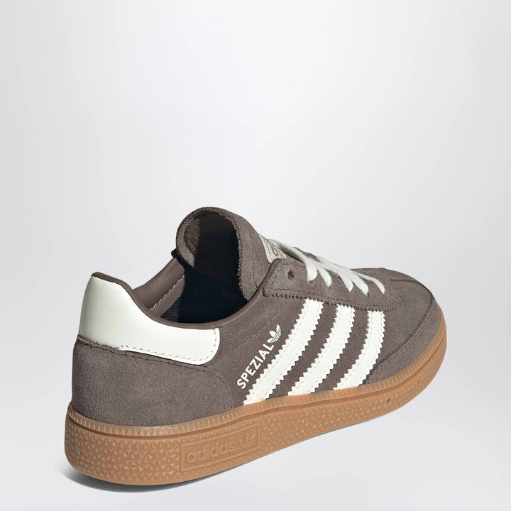 adidas Originals - adidas Handball Spezial sneakers in brown and white