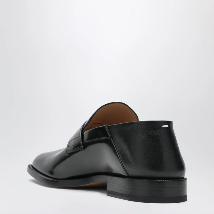 Maison Margiela - Tabi loafer in black leather