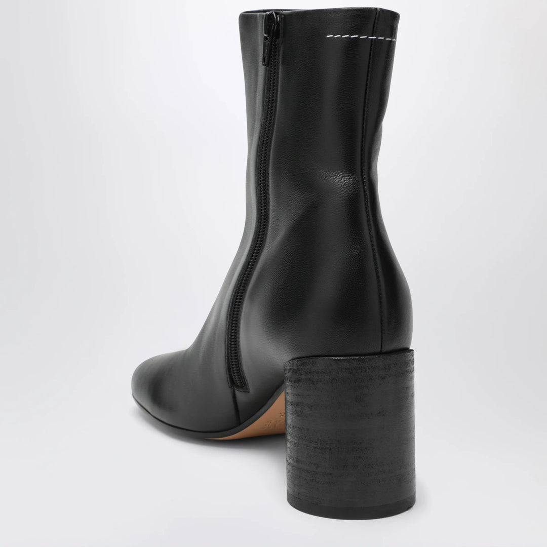 MM6 Maison Margiela - Tabi ankle boots in nappa leather in black