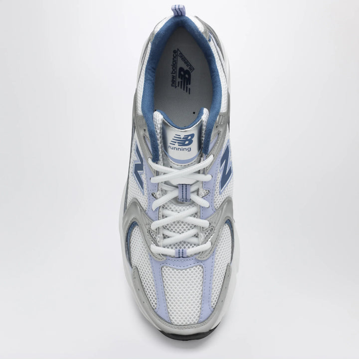 New Balance - 530 Sneakers in Silver Metallic / Daybreak / Magic Blue